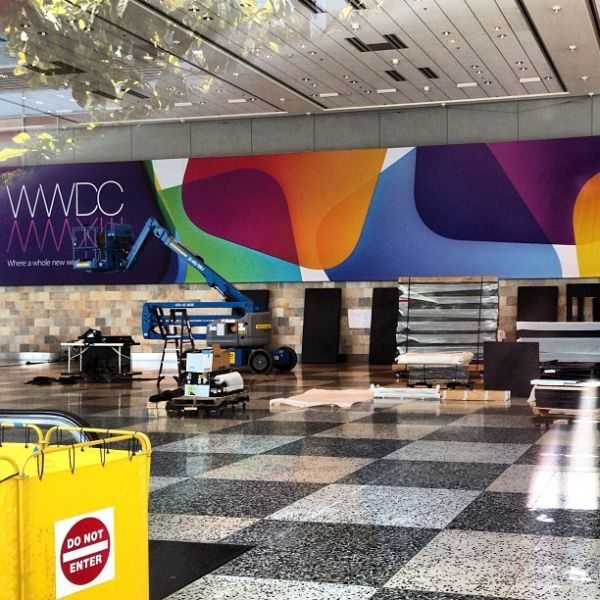 WWDC 2013 Apple banners depict new app icons
