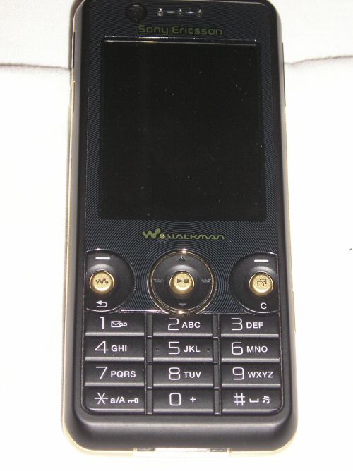 Sony Ericsson W660i oops the front again