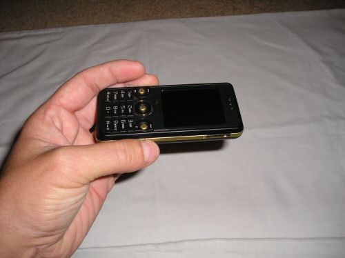 Sony Ericsson W660i sideways