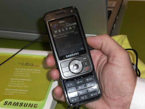 Samsung i450 front