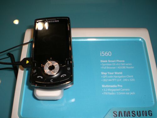 Samsung i560 front