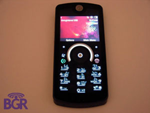 motorola-rokr-e8-reviewed.jpg