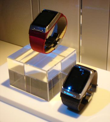 lg_watchphone_2