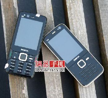 Nokia N78 vs the Nokia N82