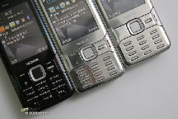 Nokia N82