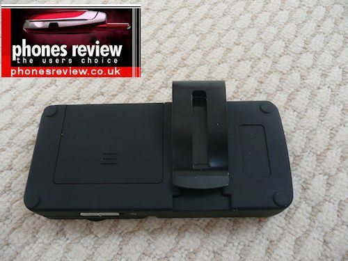 hands-on-review-advanced-bluetooth-visor-car-kit-features-and-photos-10