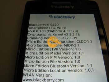 BlackBerry Storm 2 9520 on Vodafone Germany gets pictured