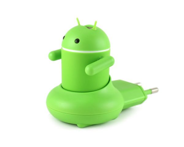 Andru Android Robot USB Phone Travel Charger is a neat idea pic 3