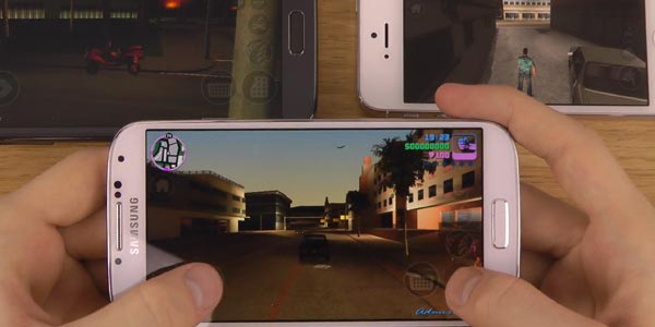 GTA-Vice-City-Gaame-on-smartphones