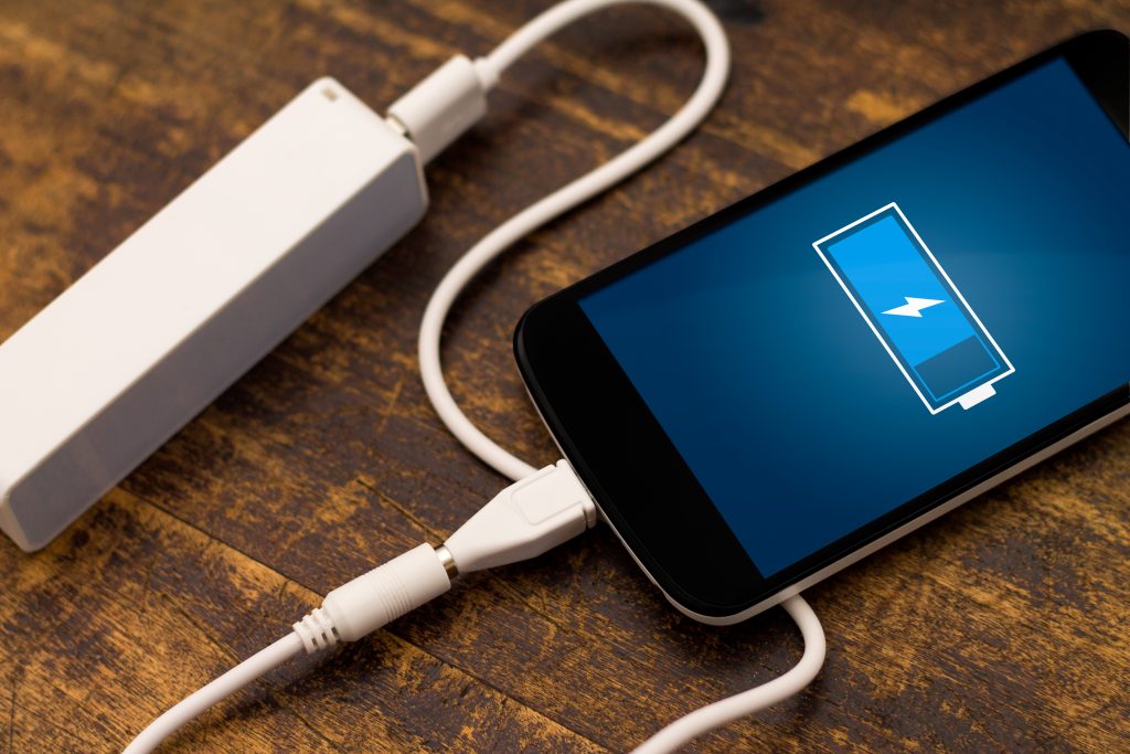 How To Keep Your Cell Phone Battery Charged