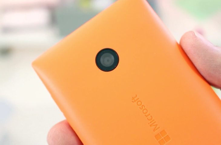 Microsoft Lumia 435 unboxing b