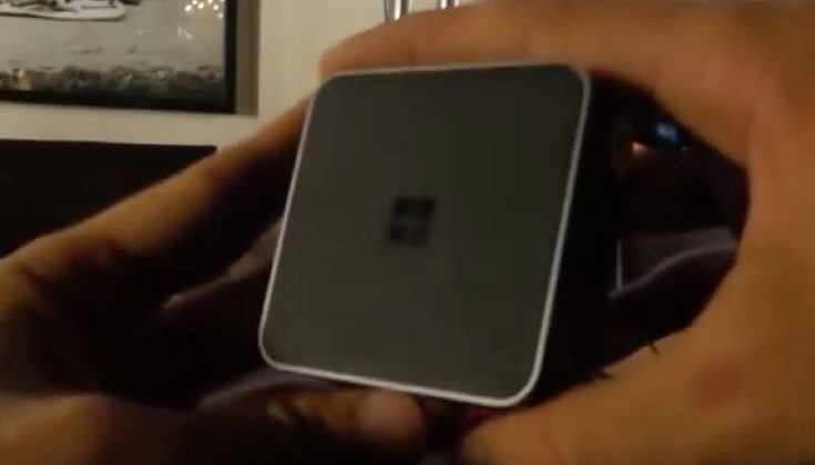 Microsoft Lumia 950 Continuum dock demo