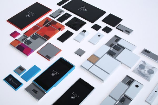 Motorola Project Ara superphone connection with Phonebloks