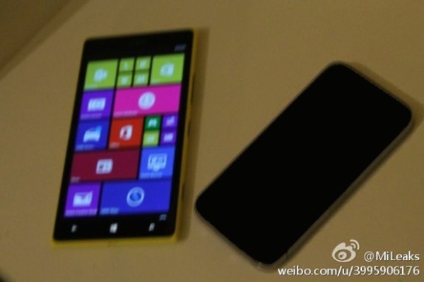Nokia Lumia 1520 Mini new images b
