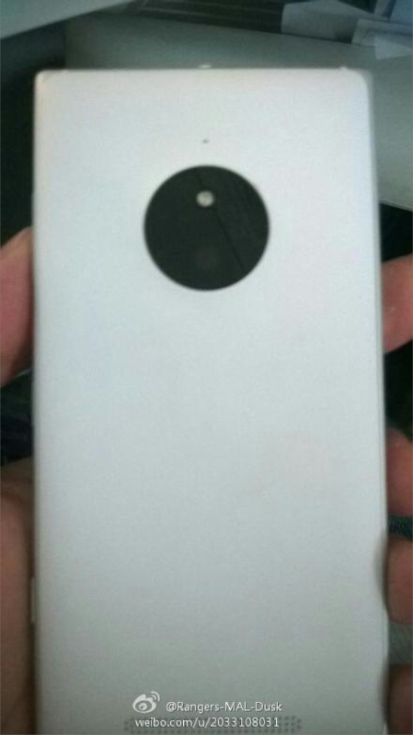 Nokia Lumia 830 or 730 possibly leaked b
