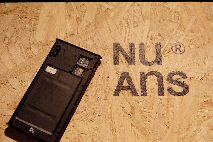 NuAns Neo Windows Phone