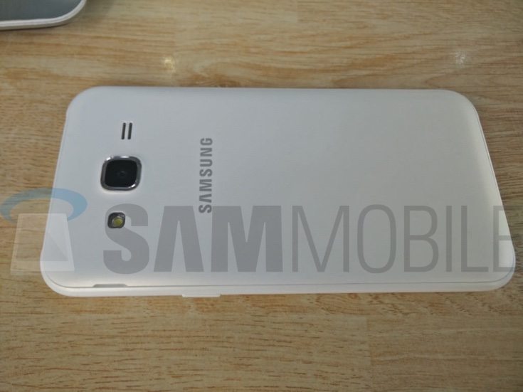 Samsung Galaxy J5 images b