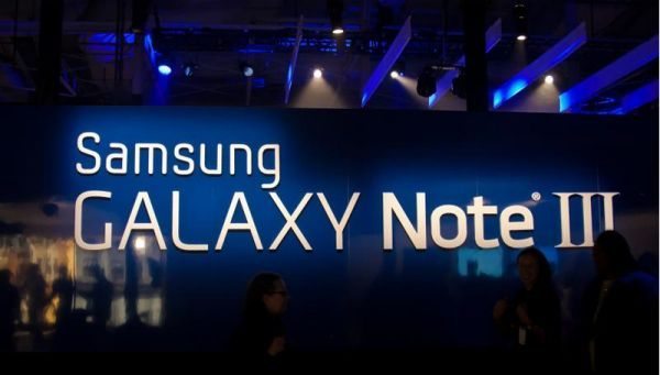 Samsung Galaxy Note 3 vs HTC One Max pic 1