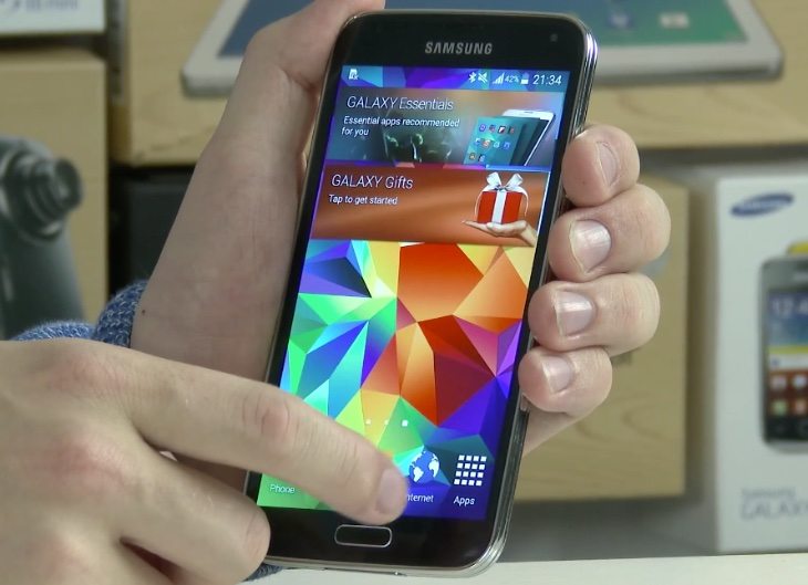 Samsung Galaxy S5 Android 5.0 Lollipop preview