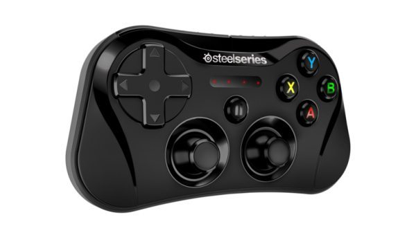 iOS 7 SteelSeries Stratus controller for the hardcore gamer pic 1