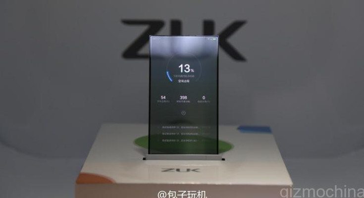Zuk smartphone display